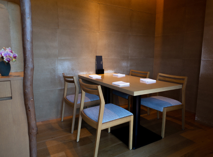 高瀬　最大四名<